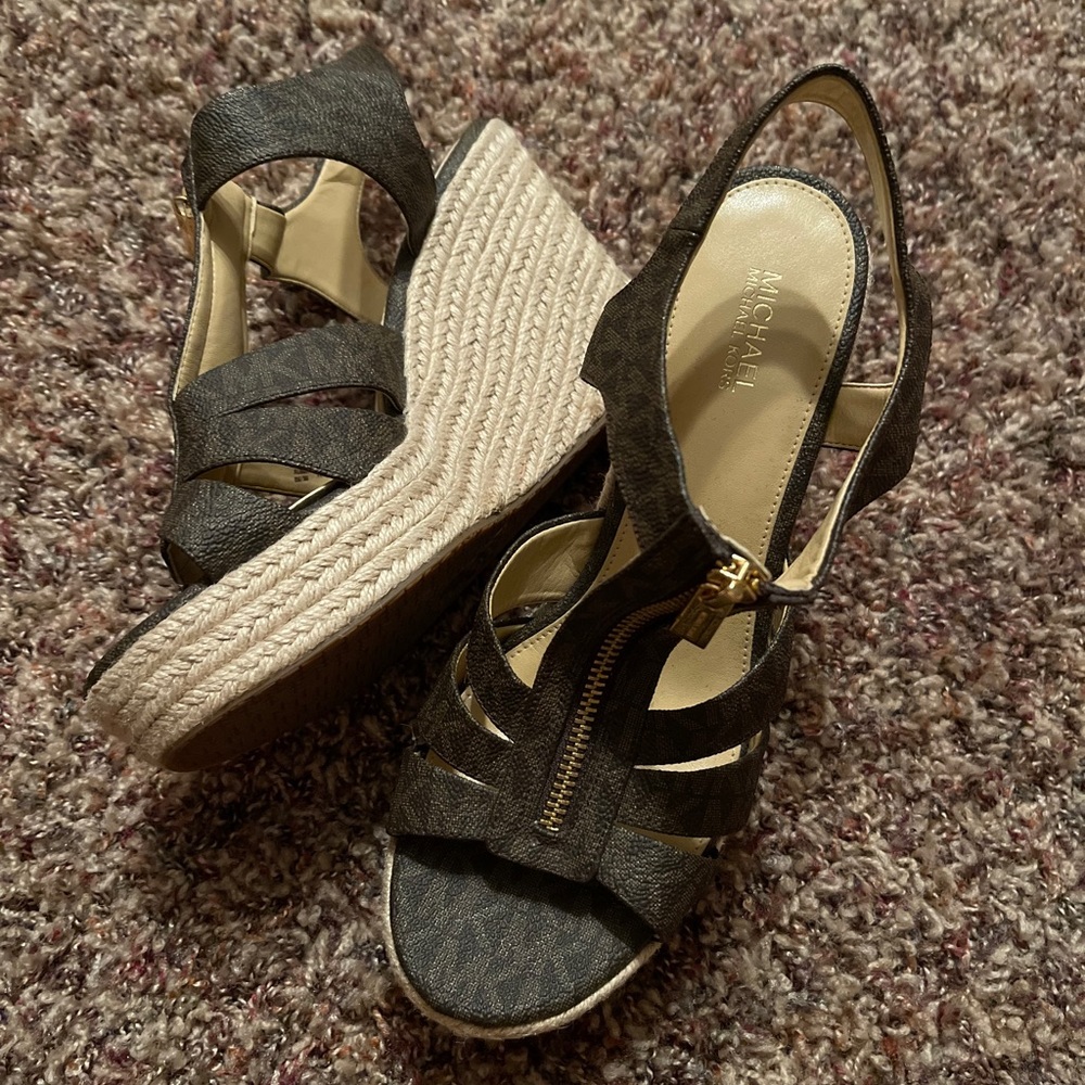 Micheal Kors Wedges